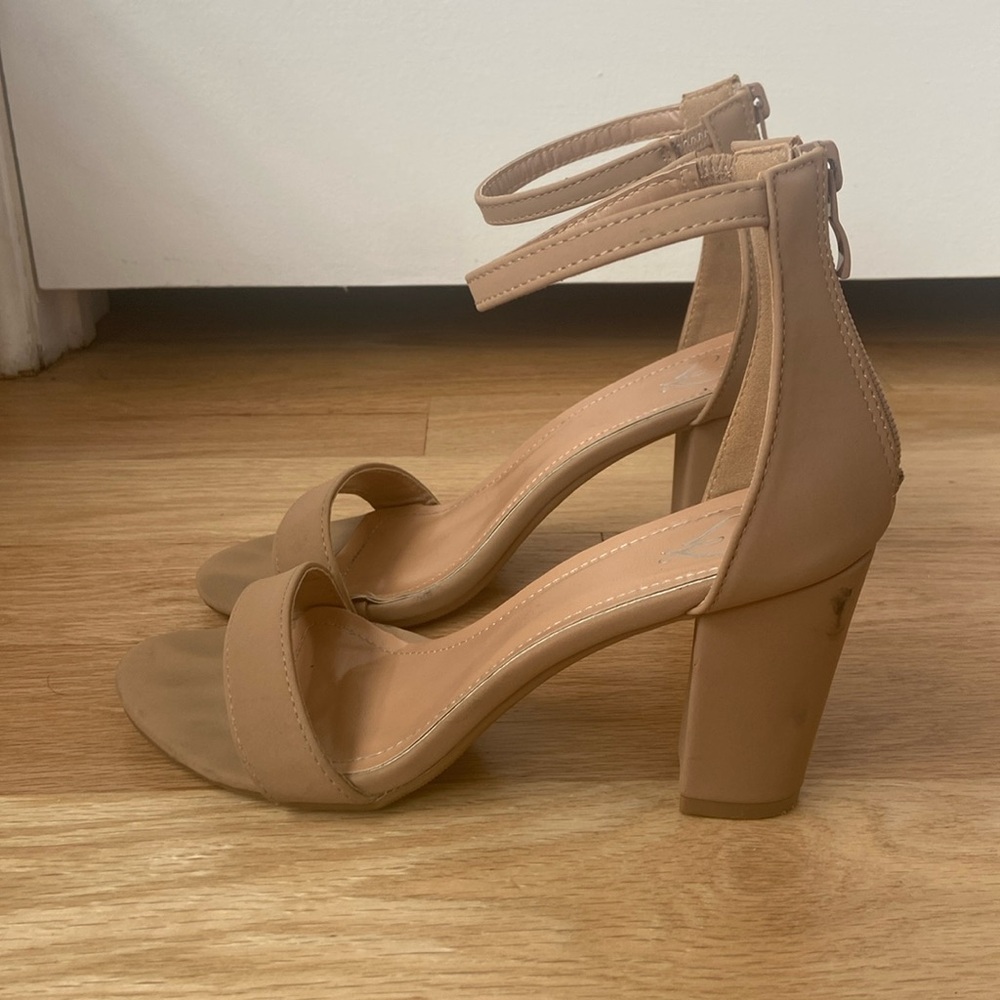 Light Beige Heels - Picture 2 of 8